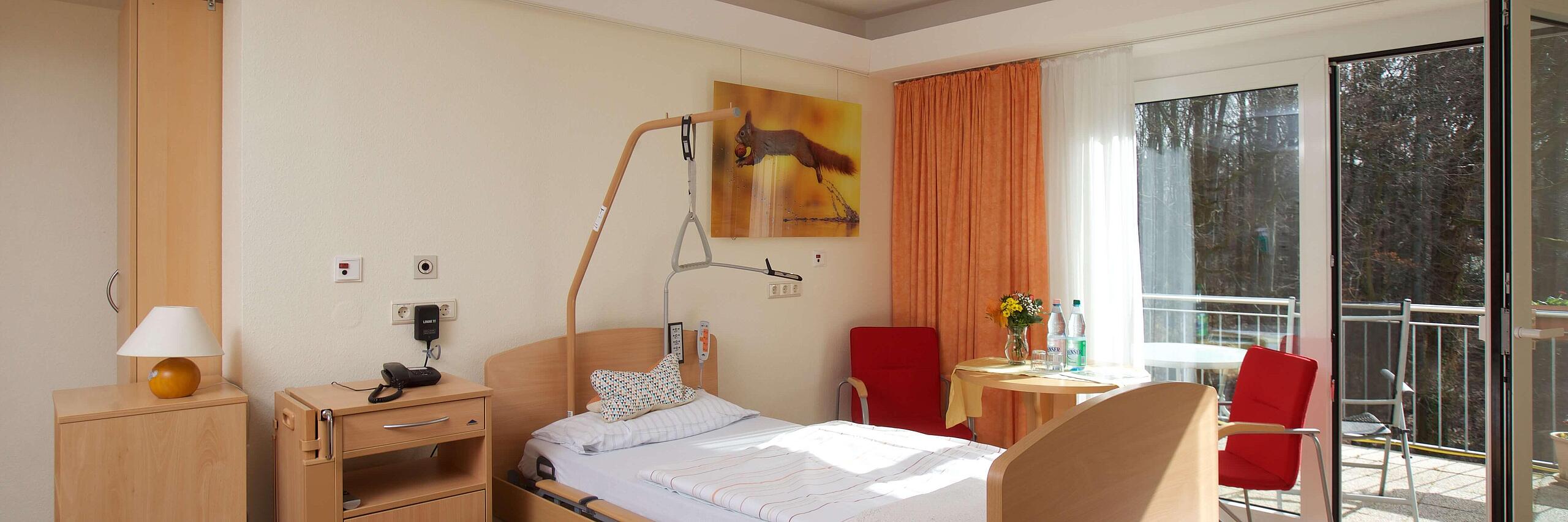 Zimmer im Johanniter-Hospiz am Waldkrankenhaus 